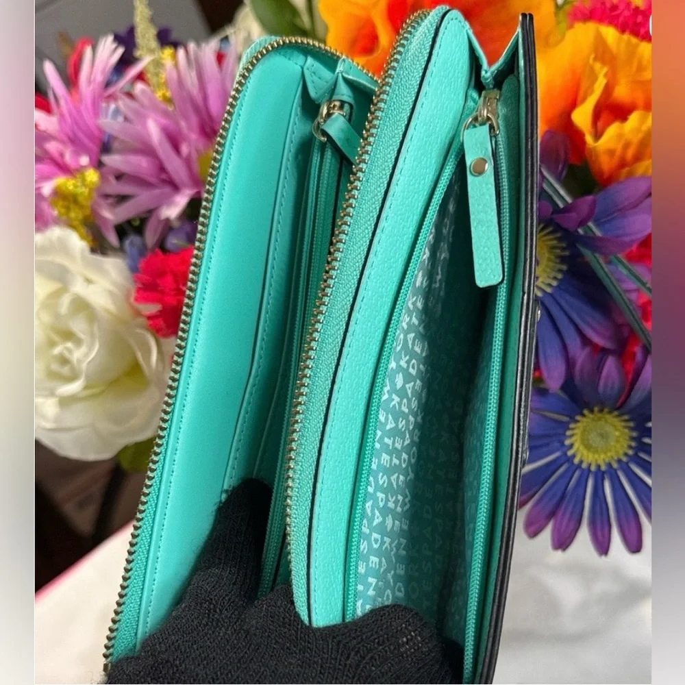Kate Spade Large Wristlet Clutch